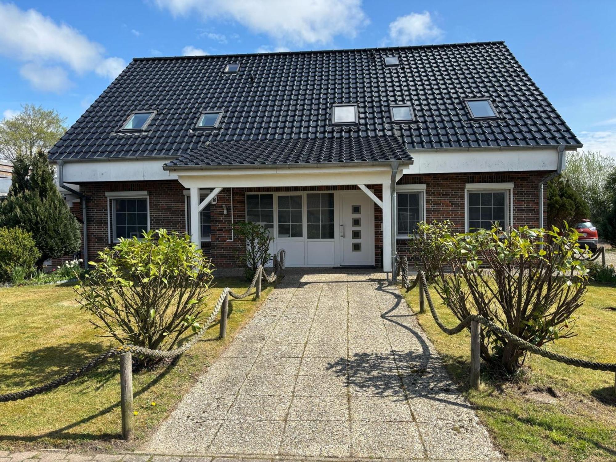 Haus Heinke Am Deich - Friedrichskoog Apartamento Exterior foto