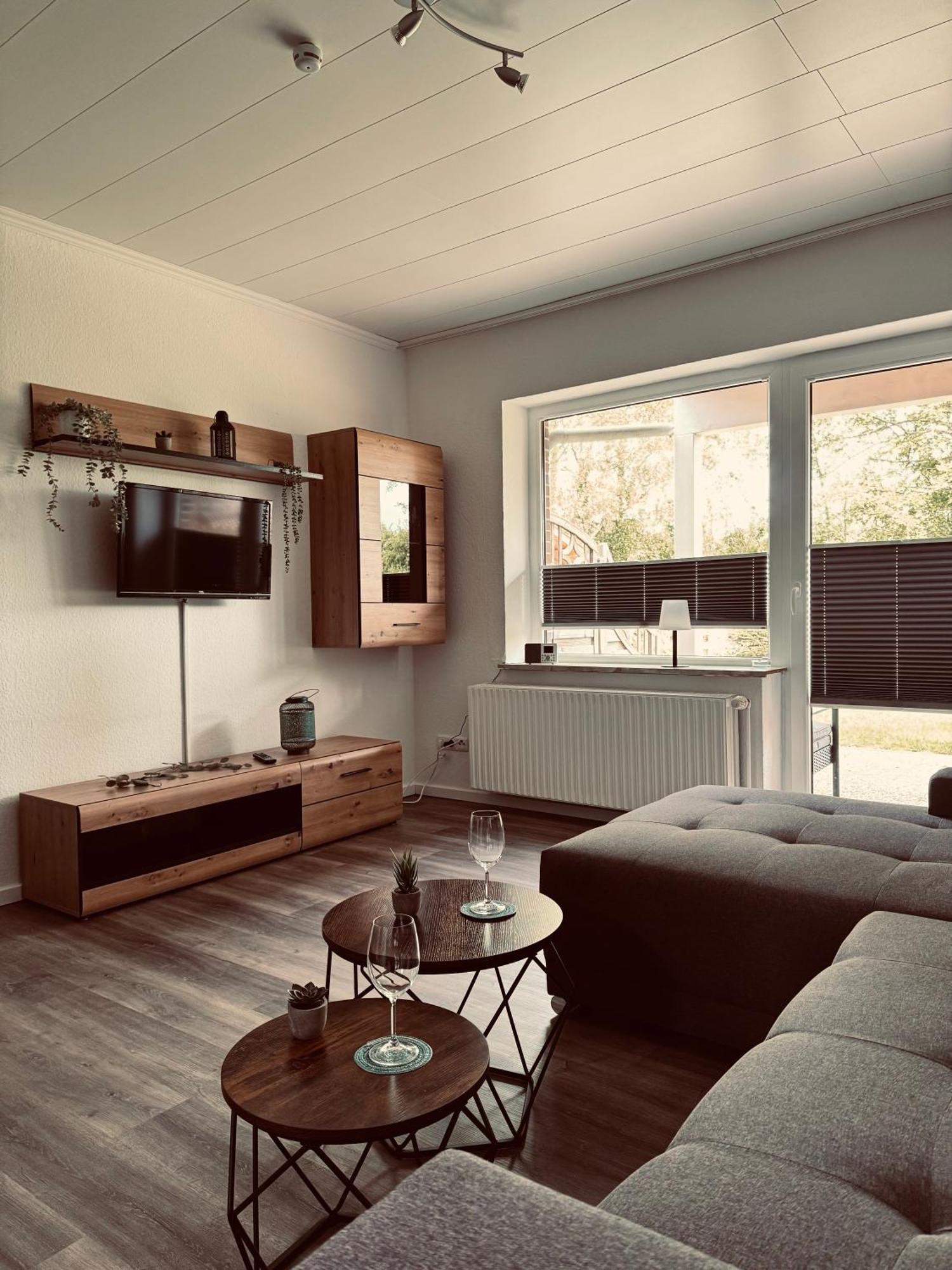 Haus Heinke Am Deich - Friedrichskoog Apartamento Exterior foto
